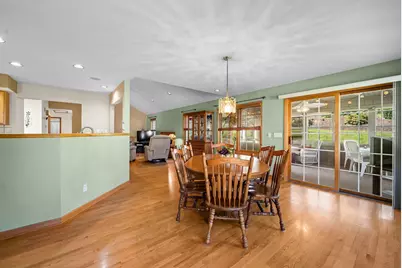809  Tuckaway Ct, Twin Lakes, WI 53181 - Photo 12