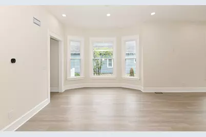 5804 W Michigan St, Wauwatosa, WI 53213 - Photo 18