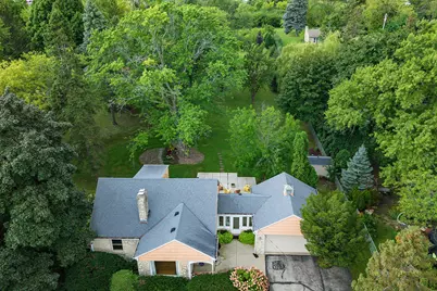 7101 N 107th St, Milwaukee, WI 53224 - Photo 68