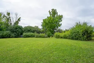 7101 N 107th St, Milwaukee, WI 53224 - Photo 52