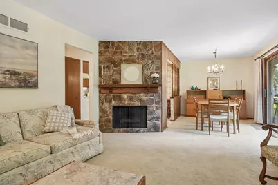 17690  Nassau Dr, Brookfield, WI 53045 - Photo 12