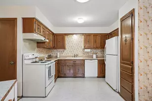 17690 Nassau Dr, Brookfield, WI 53045 - Photo 18