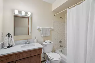 17690 Nassau Dr, Brookfield, WI 53045 - Photo 22