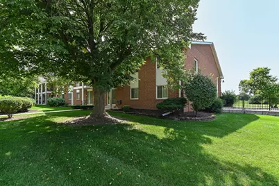 6183 W Howard Ave #9, Greenfield, WI 53220 - Photo 32
