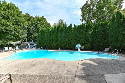 6183 W Howard Ave #9, Greenfield, WI 53220 - Photo 28