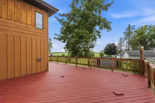 634 E Oak Grove St, Juneau, WI 53039 - Photo 2