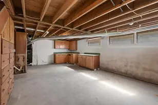 634 E Oak Grove St, Juneau, WI 53039 - Photo 46