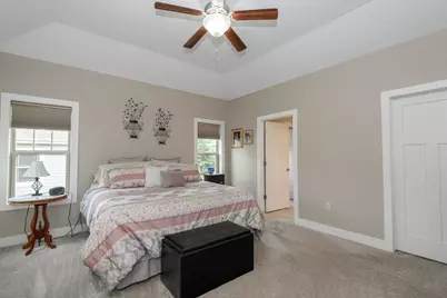 W175N5262  Highridge Dr, Menomonee Falls, WI 53051 - Photo 12