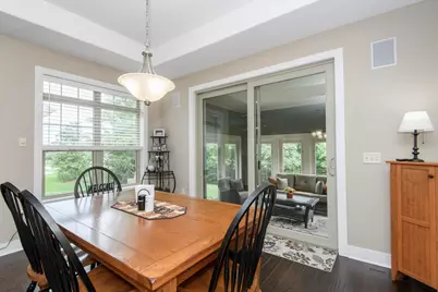 W175N5262  Highridge Dr, Menomonee Falls, WI 53051 - Photo 10