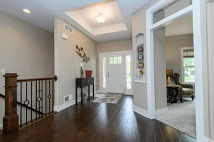 W175N5262 Highridge Dr, Menomonee Falls, WI 53051 - Photo 2