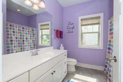 W175N5262  Highridge Dr, Menomonee Falls, WI 53051 - Photo 18