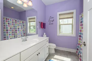 W175N5262 Highridge Dr, Menomonee Falls, WI 53051 - Photo 18