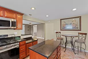 6074 Thornapple Ln, Greendale, WI 53129 - Photo 8