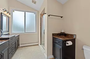 6074 Thornapple Ln, Greendale, WI 53129 - Photo 16