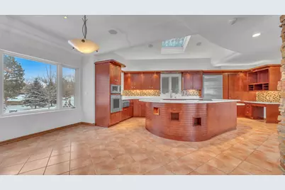 58  Oakridge Ct, Fond du Lac, WI 54937 - Photo 16