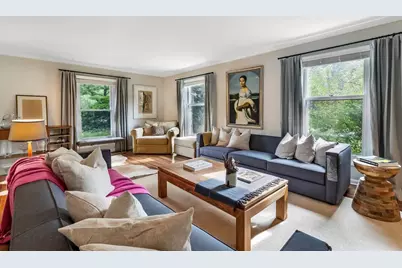 3606 W Chantilly Ct, Mequon, WI 53092 - Photo 2