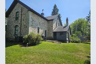 1867  Port Washington Rd, Grafton, WI 53024 - Photo 6