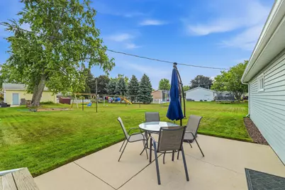 427  Airpark Rd, Plymouth, WI 53073 - Photo 16