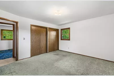 10538  Robinwood Ct, Cedarburg, WI 53012 - Photo 20