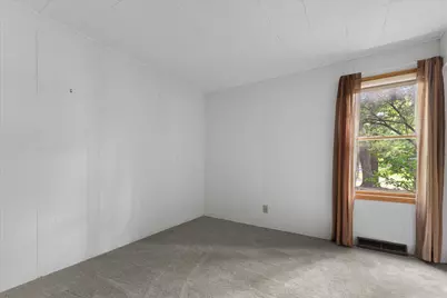 5945 S 20th St, Milwaukee, WI 53221 - Photo 16