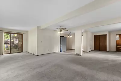 5945 S 20th St, Milwaukee, WI 53221 - Photo 10