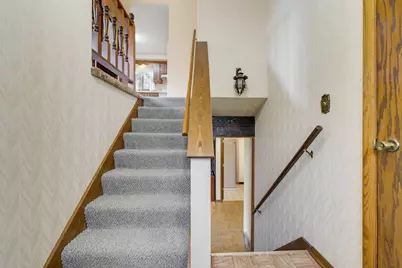3755  Kettle View Dr, Hartford, WI 53086 - Photo 6