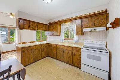 3755  Kettle View Dr, Hartford, WI 53086 - Photo 14