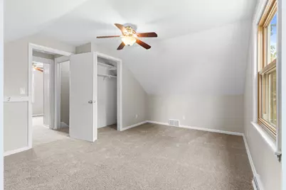 3420 S 81st St, Milwaukee, WI 53219 - Photo 8