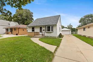 3420 S 81st St, Milwaukee, WI 53219 - Photo 24