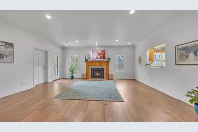 1402  Kaat Ln, Wilson, WI 53081 - Photo 8