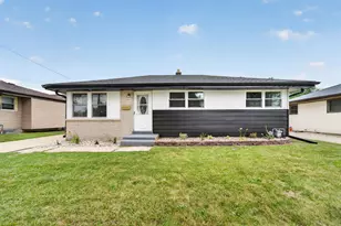 2702 Loraine Ave, Racine, WI 53404 - Photo 2