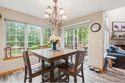 3610  Oak Valley Ln, Waukesha, WI 53188 - Photo 10