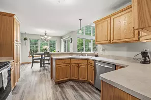 3610 Oak Valley Ln, Waukesha, WI 53188 - Photo 12
