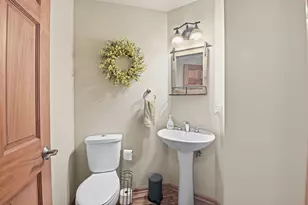 3610 Oak Valley Ln, Waukesha, WI 53188 - Photo 14