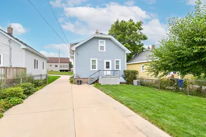 1247  Illinois St, Racine, WI 53405 - Photo 28