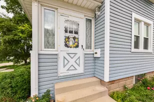 1247 Illinois St, Racine, WI 53405 - Photo 2