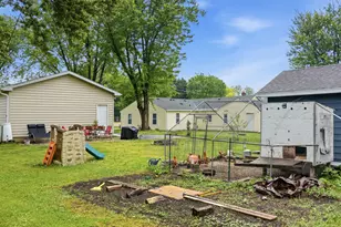 283 N Fairview Ave, North Prairie, WI 53153 - Photo 34
