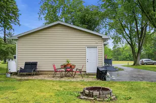283 N Fairview Ave, North Prairie, WI 53153 - Photo 32