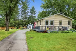 283 N Fairview Ave, North Prairie, WI 53153 - Photo 2