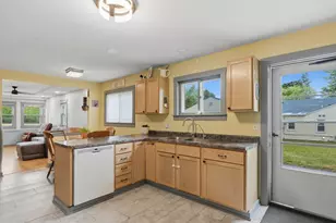283 N Fairview Ave, North Prairie, WI 53153 - Photo 12
