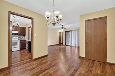 7209  57th Ave #103, Kenosha, WI 53142 - Photo 8