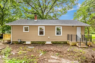 7910 305th Ave, Salem Lakes, WI 53168 - Photo 10