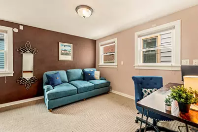 1811 N Astor St, Milwaukee, WI 53202 - Photo 14