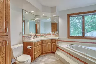 8424 S 68th St, Franklin, WI 53132 - Photo 26