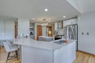 8424 S 68th St, Franklin, WI 53132 - Photo 8