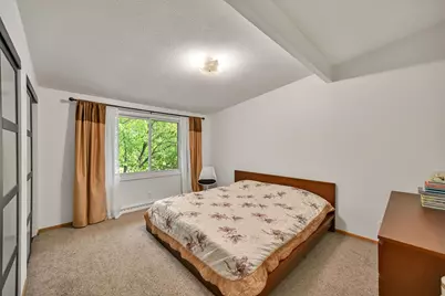 12975 N Colony Dr, Mequon, WI 53097 - Photo 10