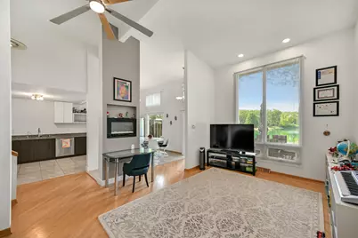 12975 N Colony Dr, Mequon, WI 53097 - Photo 6