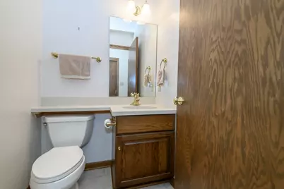 2885 S 126th St, New Berlin, WI 53151 - Photo 6