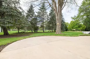 2885 S 126th St, New Berlin, WI 53151 - Photo 26