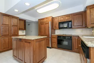 2885 S 126th St, New Berlin, WI 53151 - Photo 16